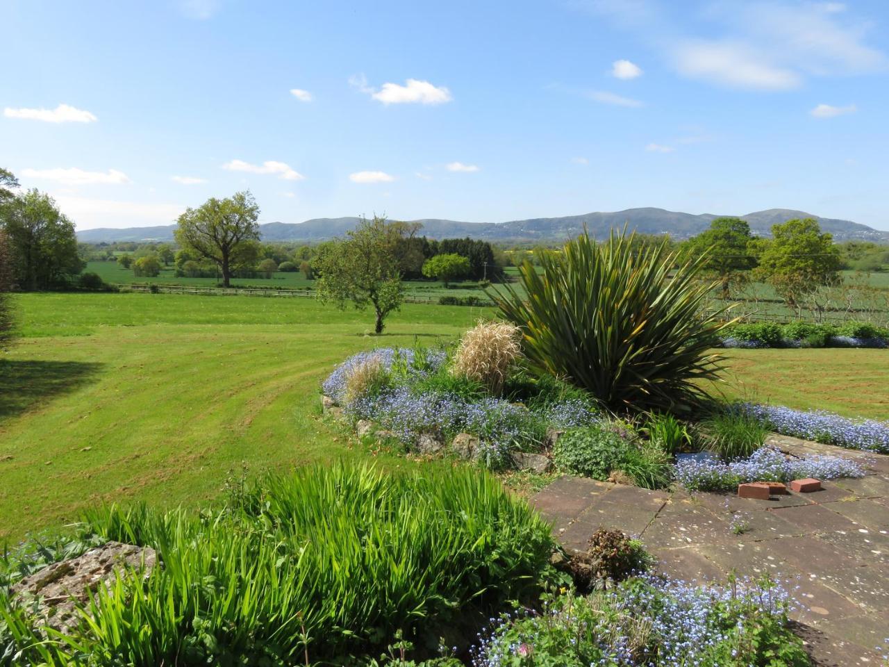 The Packing House Villa Severn Stoke Exterior foto